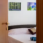 Marina Apartment *